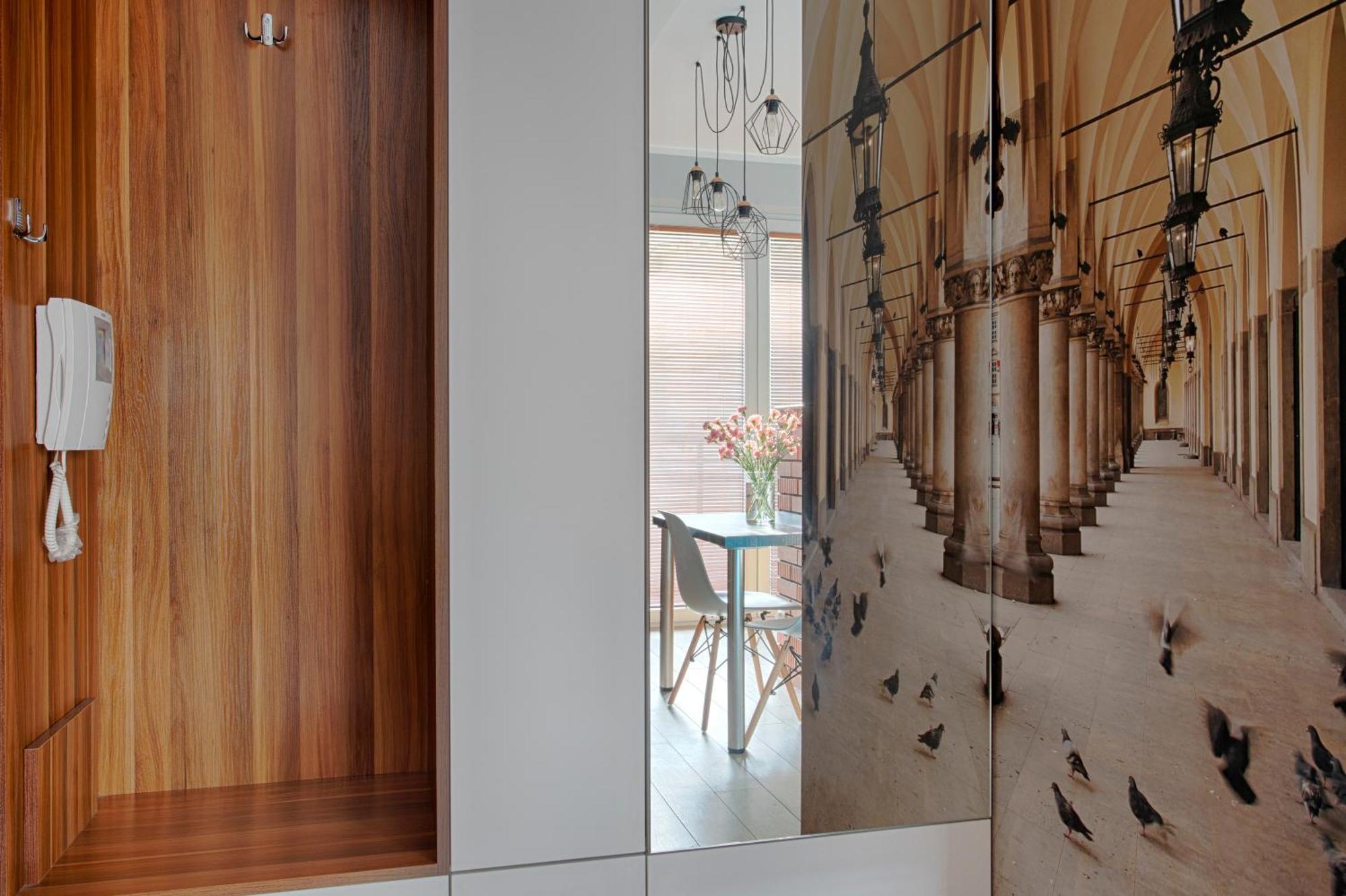 Tyzenhauz Apartments Arianska Street Krasków Εξωτερικό φωτογραφία